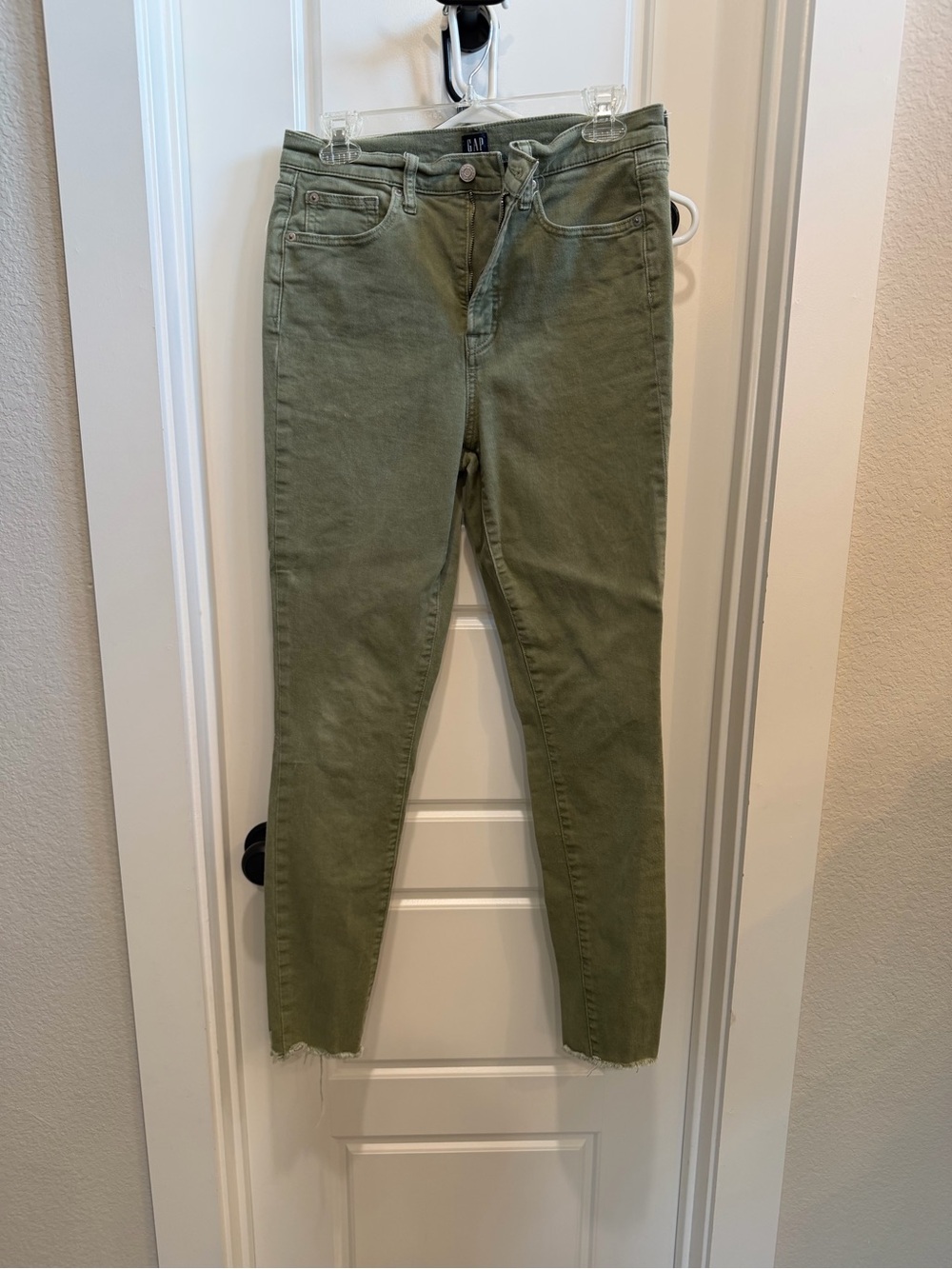 GAP Olive Green Skinny Jeans - 29 TALL